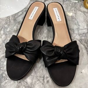 James Chan Black Leather Bow Block Heel Slides - Size 11B